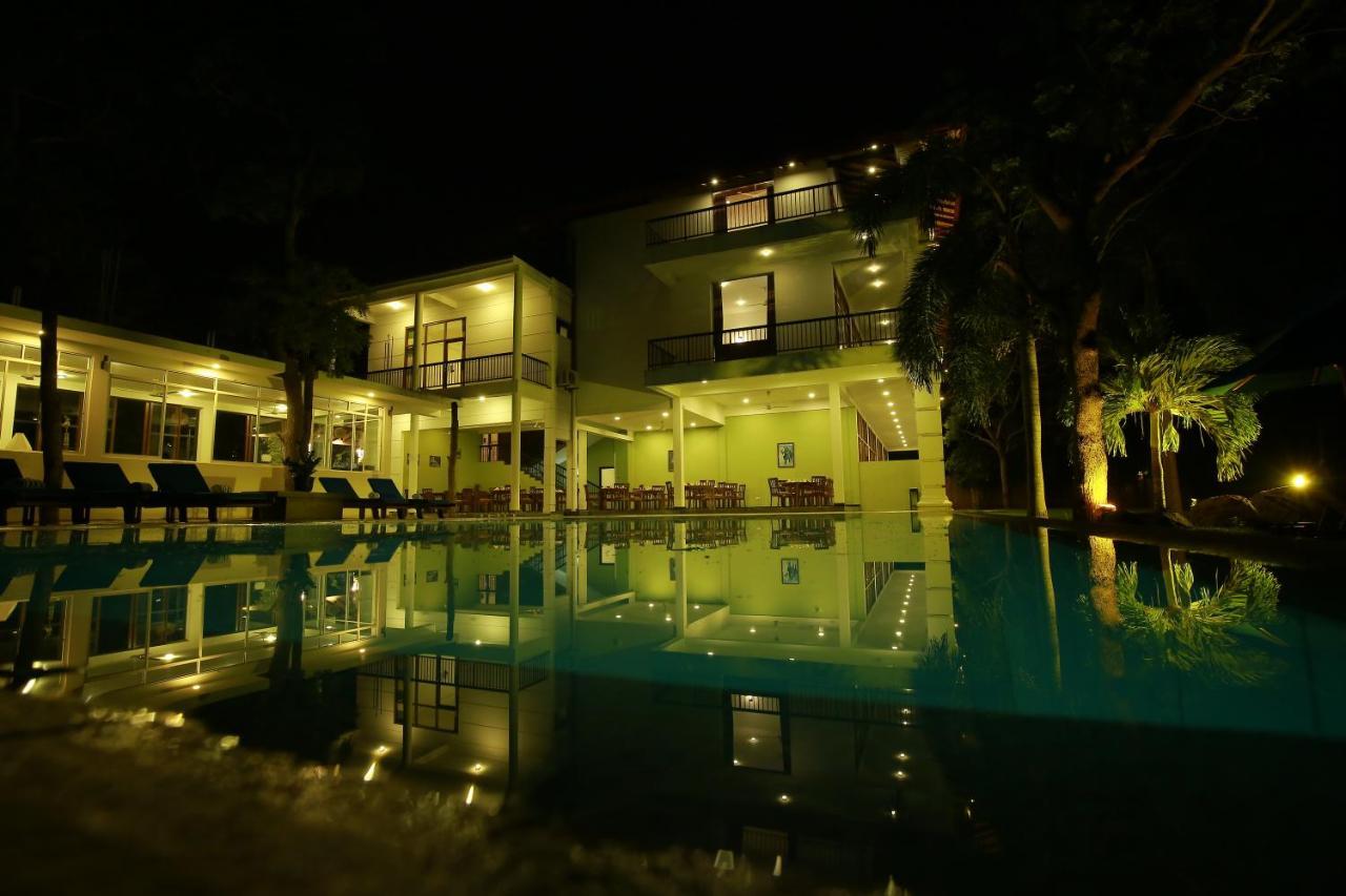Diya Dahara Resort Parque nacional Parque nacional Yala Exterior foto